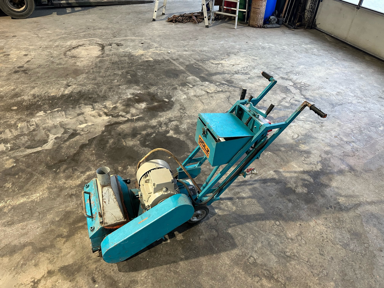 Betonfräse Gölz BF300E - Betonmaschine: das Bild 2 Betonfräse Gölz BF300E - Betonmaschine: das Bild 2