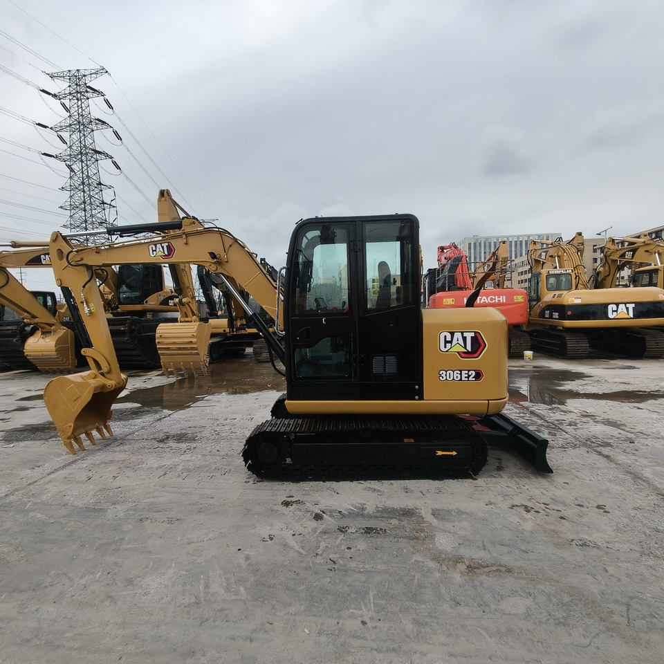 CATERPILLAR 306E2 - Minibagger: das Bild 2 CATERPILLAR 306E2 - Minibagger: das Bild 2