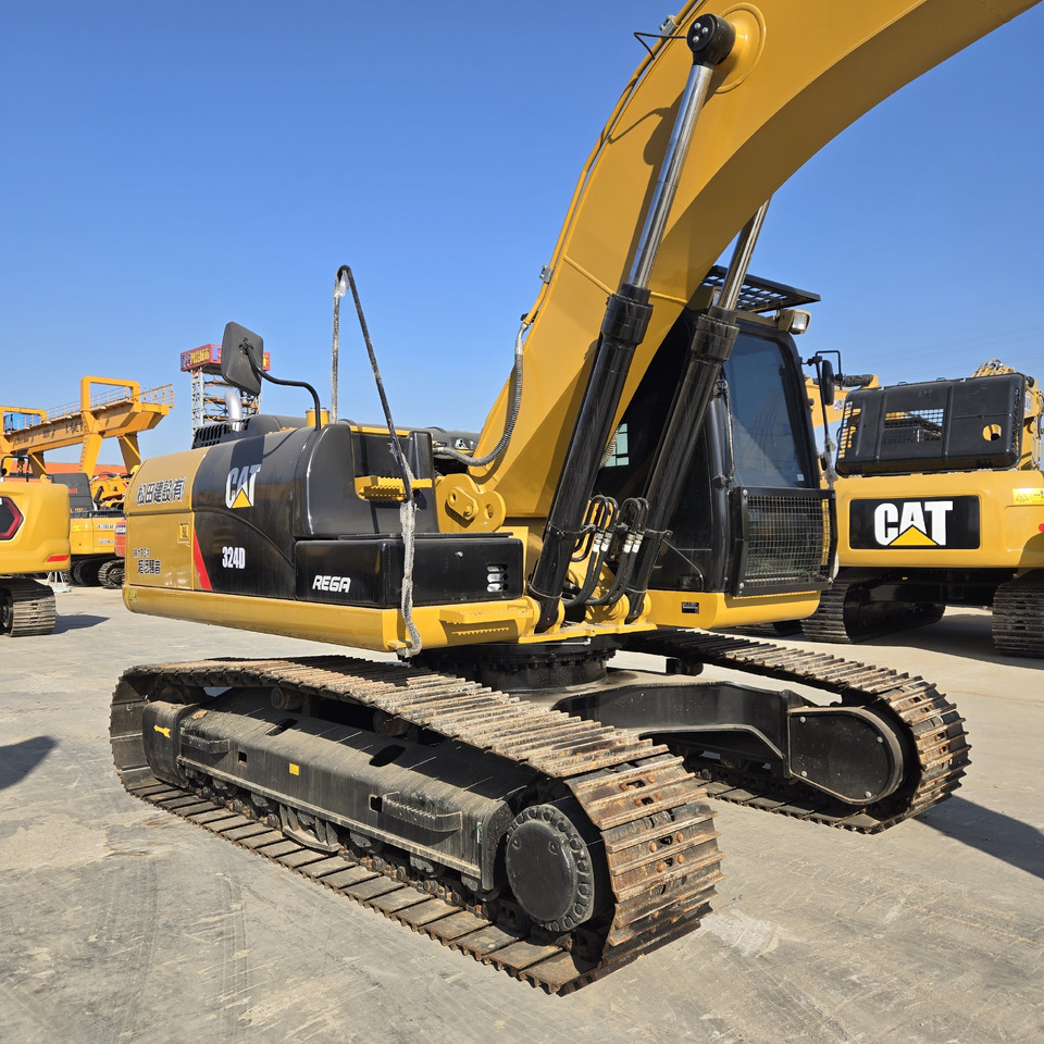 CATERPILLAR 324D - Bagger: das Bild 2 CATERPILLAR 324D - Bagger: das Bild 2
