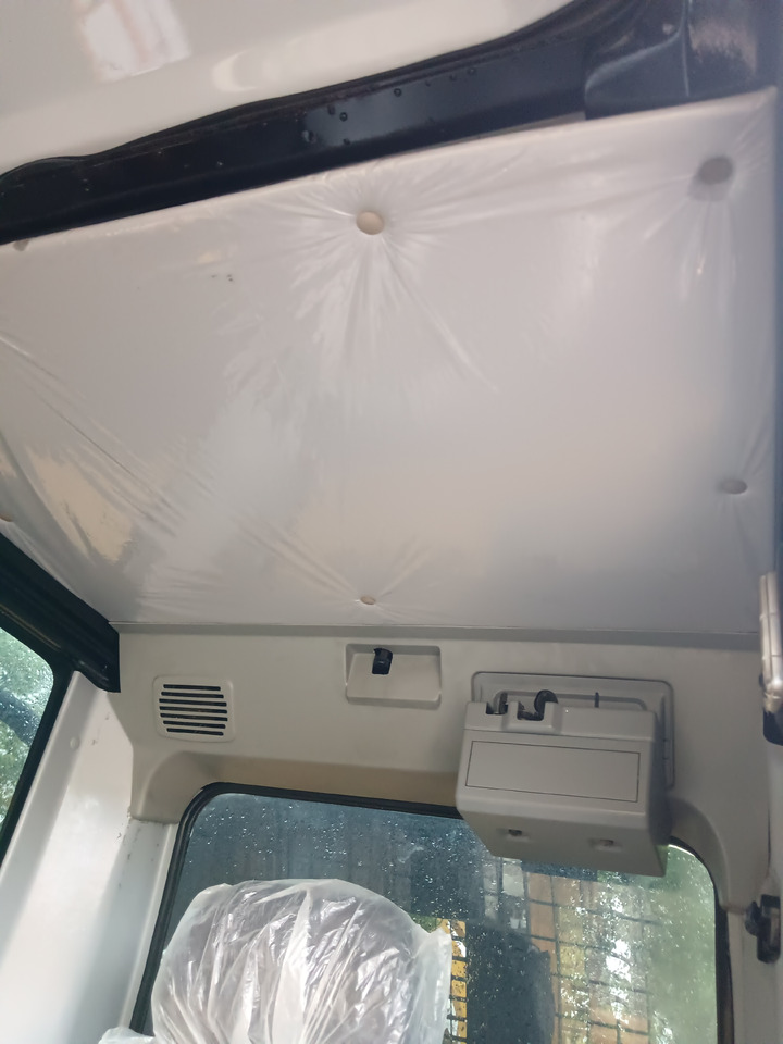 CATERPILLAR 324DL - Kettenbagger: das Bild 2 CATERPILLAR 324DL - Kettenbagger: das Bild 2