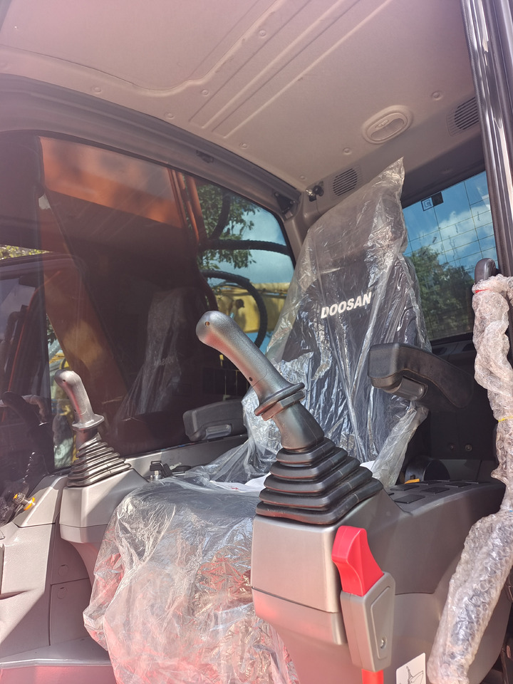 DOOSAN DX225 DX300 DX340 DX225LCA DX225LC-9C - Kettenbagger: das Bild 4 DOOSAN DX225 DX300 DX340 DX225LCA DX225LC-9C - Kettenbagger: das Bild 4