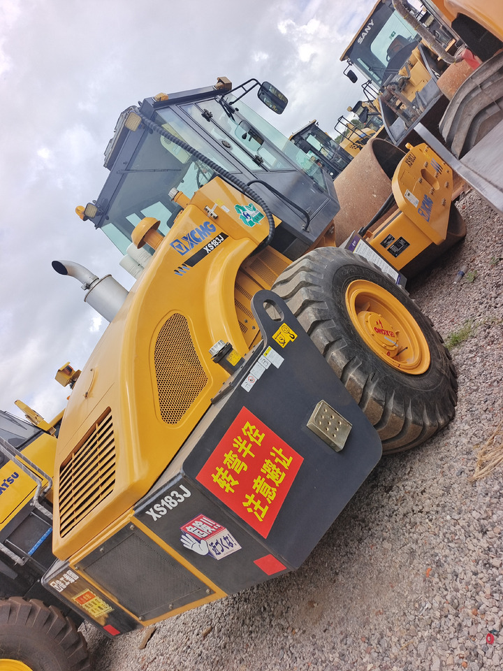 XCMG XS183J - Straßenwalze: das Bild 3 XCMG XS183J - Straßenwalze: das Bild 3