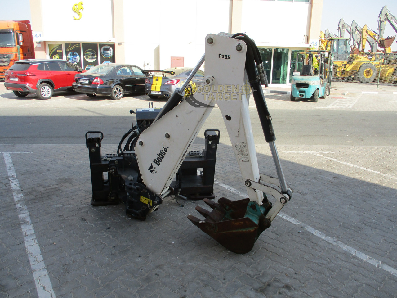 BOBCAT Skid Steer R30S Backhoe Attachment - Ladeschaufel für Kompaktlader: das Bild 1 BOBCAT Skid Steer R30S Backhoe Attachment - Ladeschaufel für Kompaktlader: das Bild 1