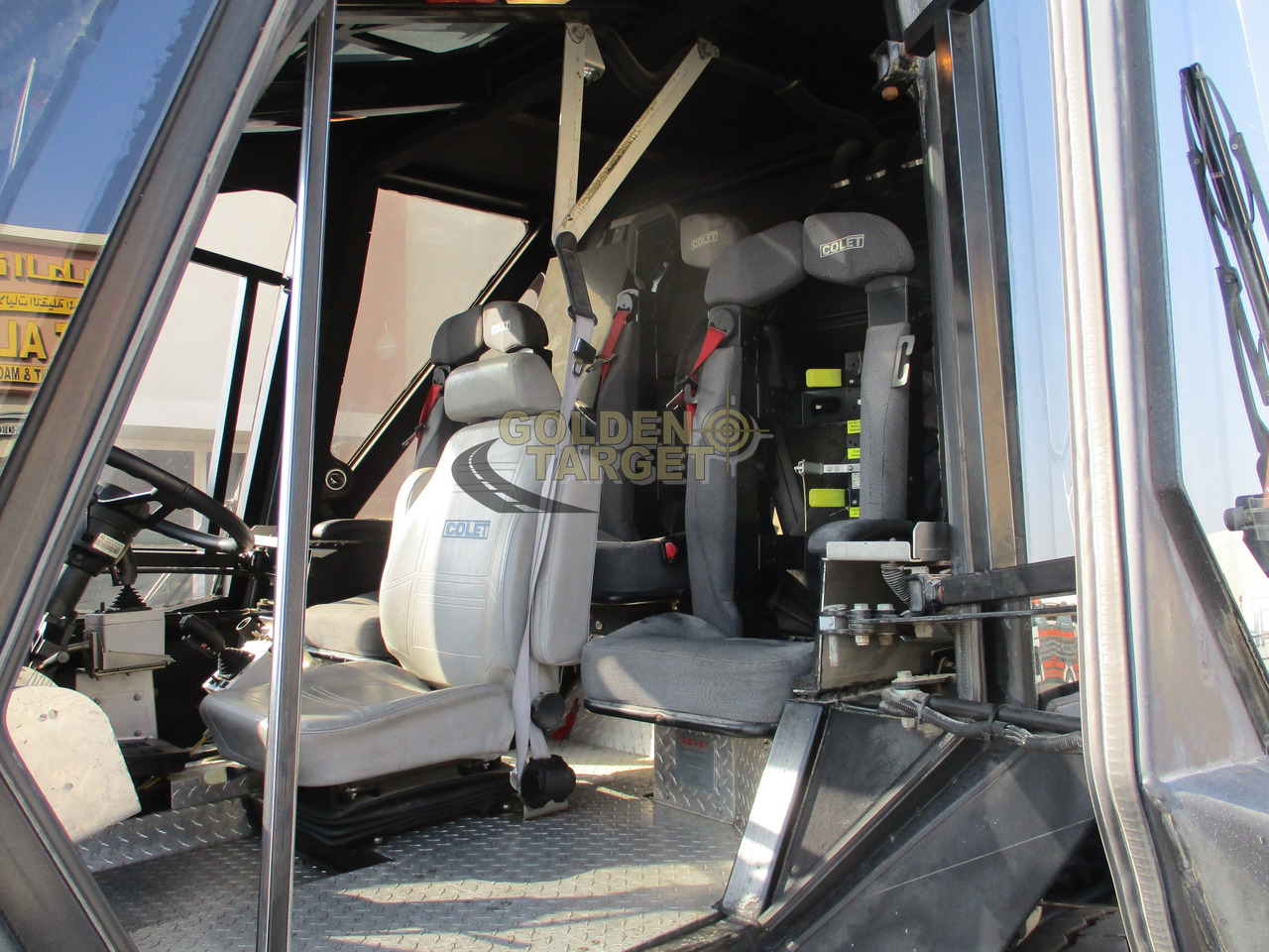 Feuerwehrfahrzeug Colet K40E JAGUAR 8x6 Airport Fire Truck: das Bild 24