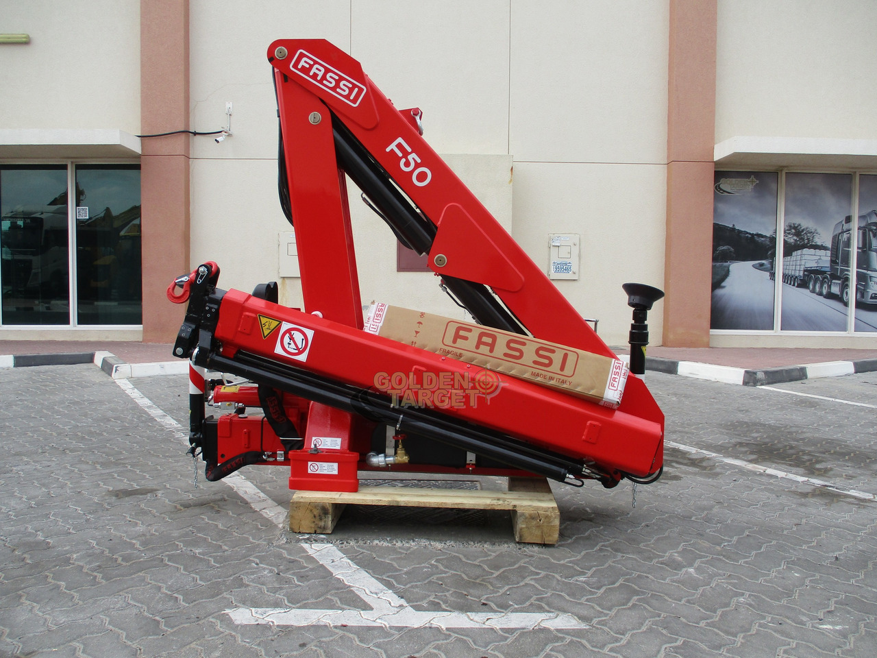 Fassi F50A.0.22 CRANE - Ladekran für LKW: das Bild 1 Fassi F50A.0.22 CRANE - Ladekran für LKW: das Bild 1