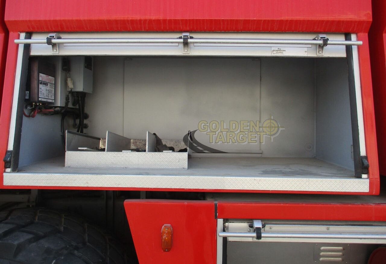 Feuerwehrfahrzeug Reynold Boughton Barracuda 4x4 Airport Fire Truck: das Bild 6 Feuerwehrfahrzeug Reynold Boughton Barracuda 4x4 Airport Fire Truck: das Bild 6