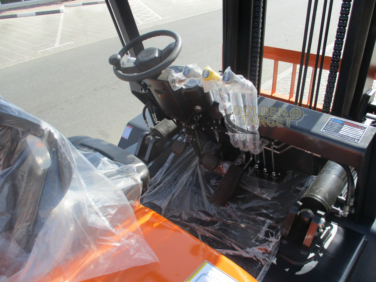 Dieselstapler SOCMA HNF-70 Forklift: das Bild 10 Dieselstapler SOCMA HNF-70 Forklift: das Bild 10