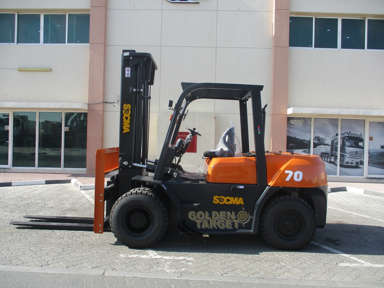 Dieselstapler SOCMA HNF-70 Forklift: das Bild 6 Dieselstapler SOCMA HNF-70 Forklift: das Bild 6