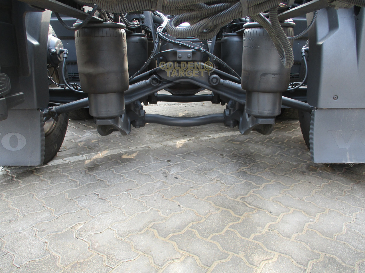 Fahrgestell LKW Volvo FH460 6×2 Chassis: das Bild 7