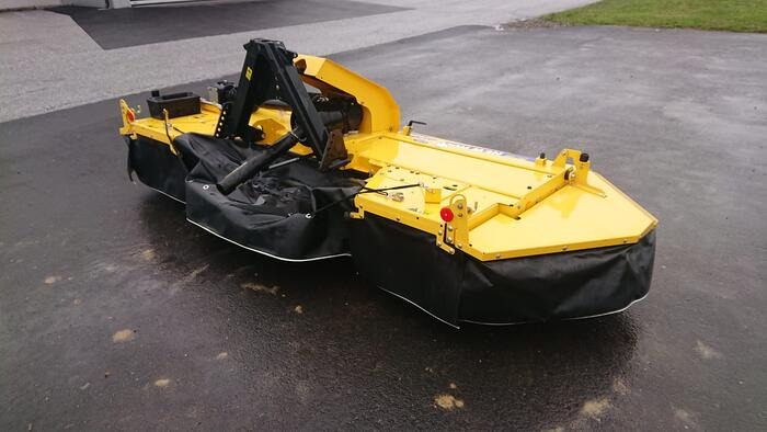 New Holland DuraDisc F 300 - Mähwerk: das Bild 3 New Holland DuraDisc F 300 - Mähwerk: das Bild 3