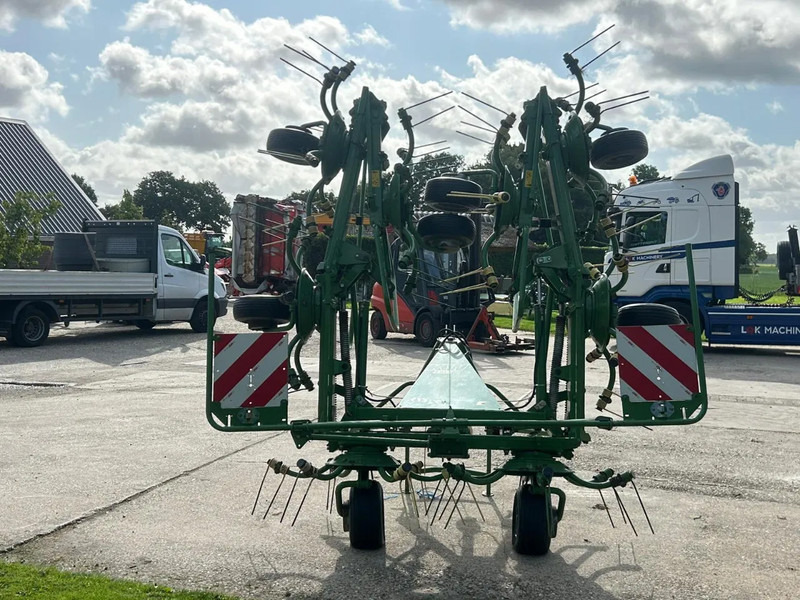 Heuwender/ Wenderechen Krone KW 8.82/8 Schudder 8 elements Schudder: das Bild 6 Heuwender/ Wenderechen Krone KW 8.82/8 Schudder 8 elements Schudder: das Bild 6