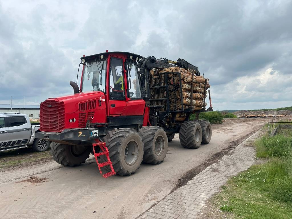 Komatsu 845 - Forwarder: das Bild 1 Komatsu 845 - Forwarder: das Bild 1