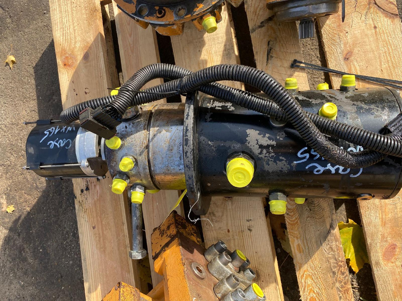 Case WX 165 - Ersatzteile für Baumaschine: das Bild 3 Case WX 165 - Ersatzteile für Baumaschine: das Bild 3