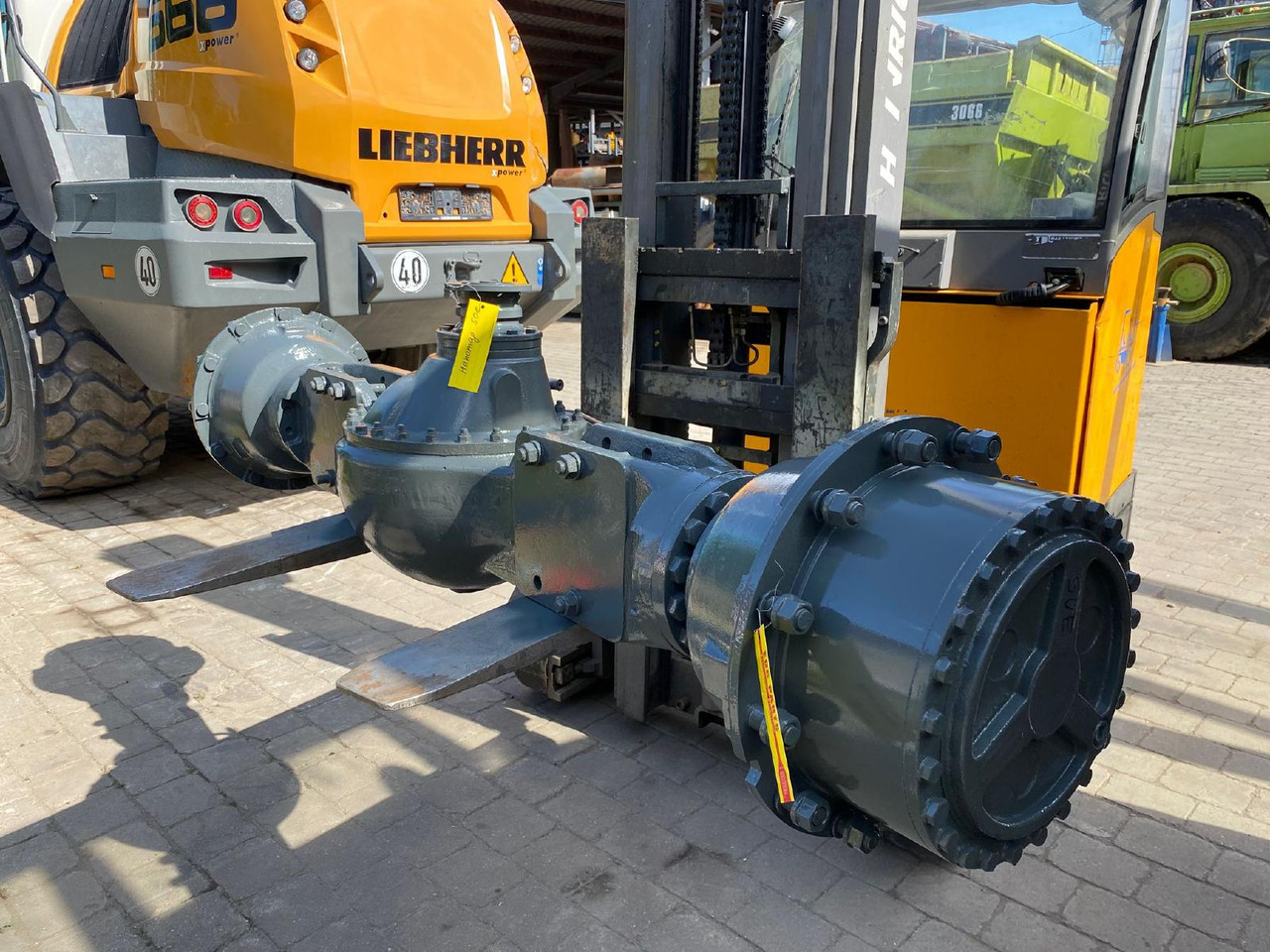 Hanomag 50E - Achse und Teile für Baumaschine: das Bild 2 Hanomag 50E - Achse und Teile für Baumaschine: das Bild 2