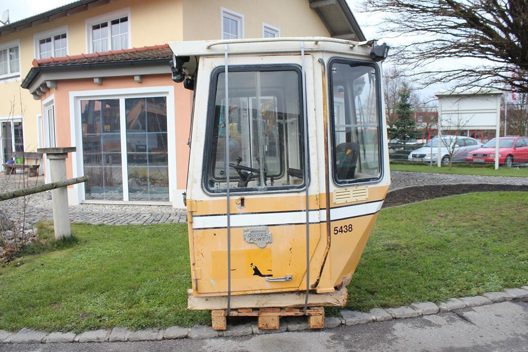 Liebherr 551 - Fahrerhaus für Baumaschine: das Bild 5 Liebherr 551 - Fahrerhaus für Baumaschine: das Bild 5