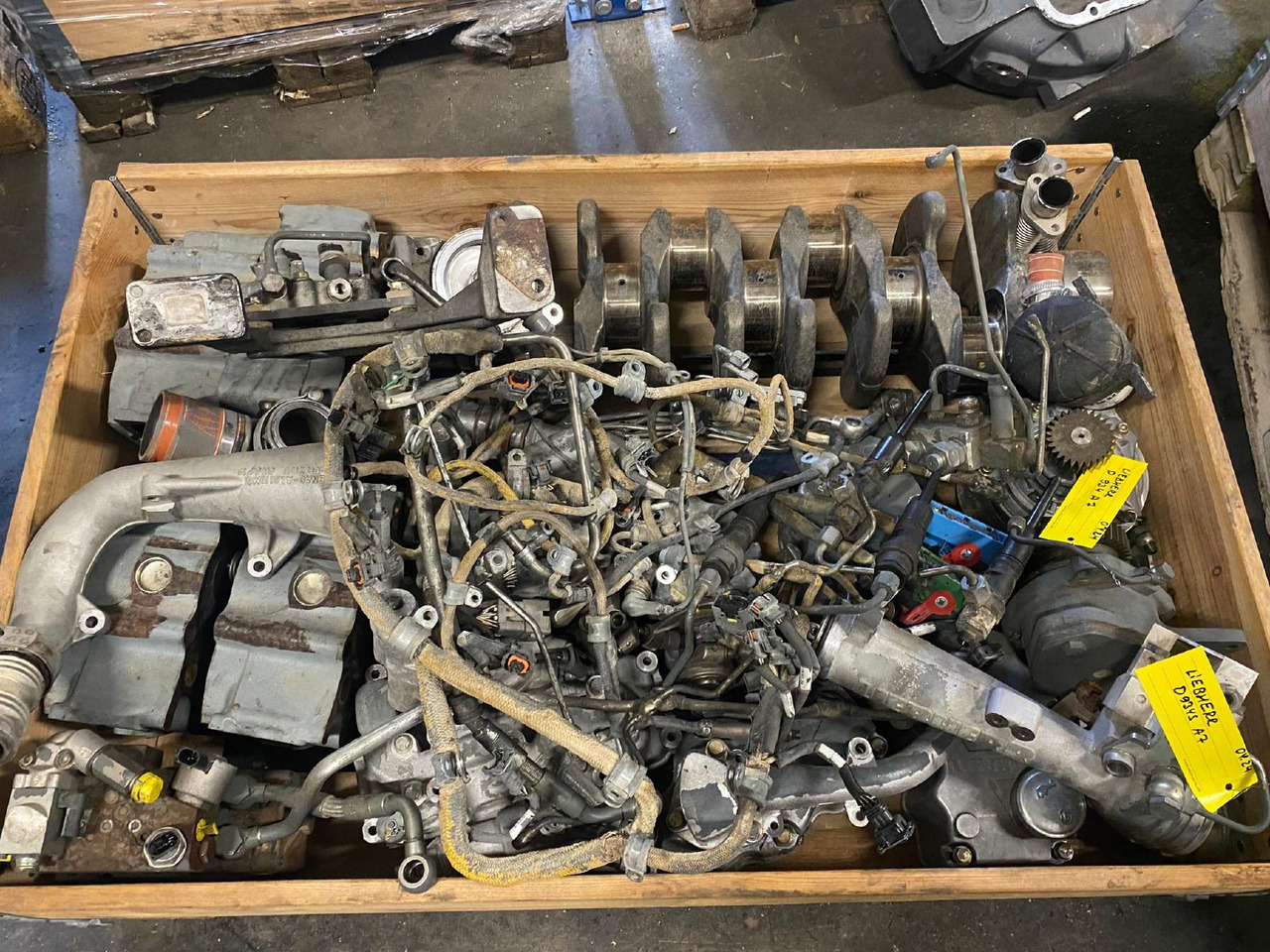 Liebherr D934S A7 - Motor und Teile für Baumaschine: das Bild 2 Liebherr D934S A7 - Motor und Teile für Baumaschine: das Bild 2