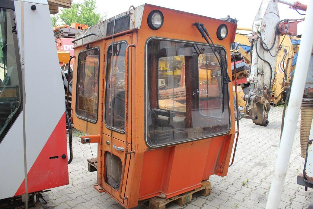 Liebherr LR 631 - Fahrerhaus für Baumaschine: das Bild 1 Liebherr LR 631 - Fahrerhaus für Baumaschine: das Bild 1
