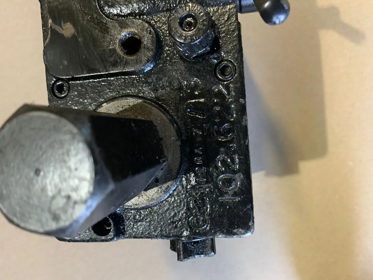 POMPA WYWROTU KABINY MAN TGX18.440 102622 truck - Hydraulikpumpe für LKW: das Bild 2 POMPA WYWROTU KABINY MAN TGX18.440 102622 truck - Hydraulikpumpe für LKW: das Bild 2