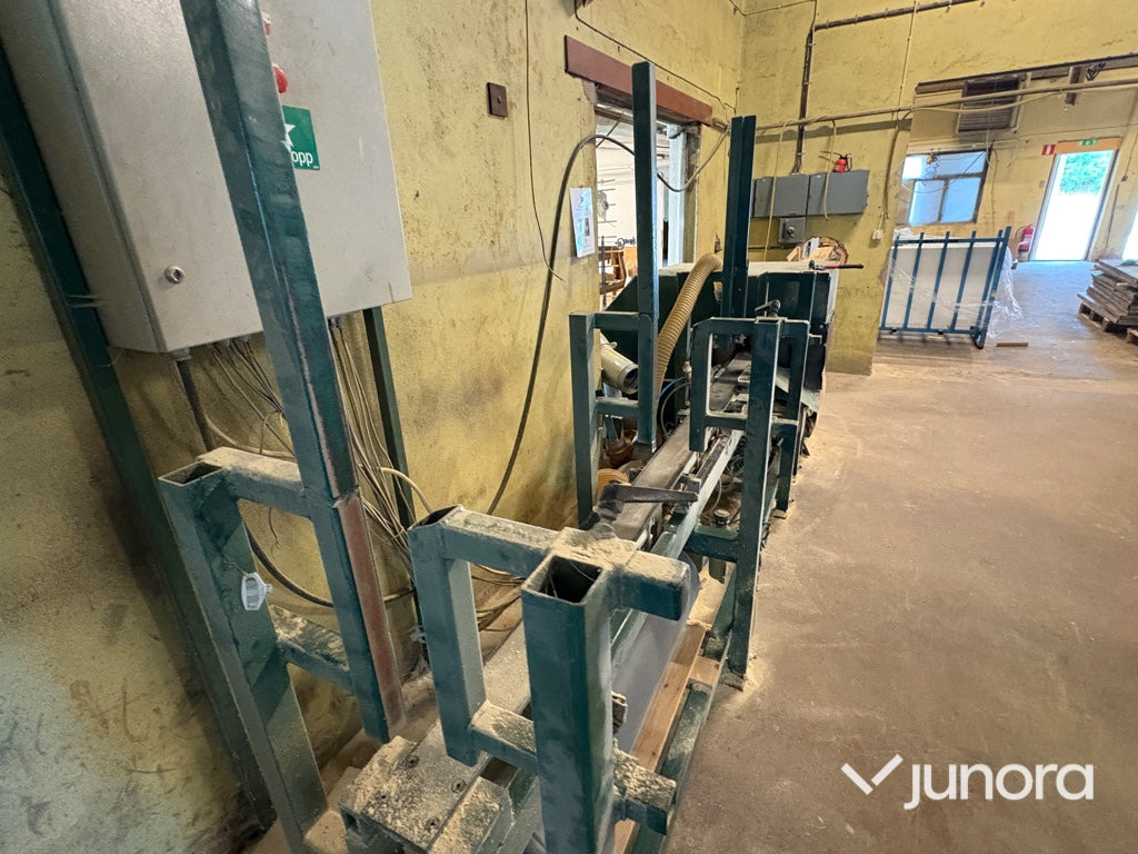 Kloss-kap - Holzbearbeitungsmaschine: das Bild 2 Kloss-kap - Holzbearbeitungsmaschine: das Bild 2