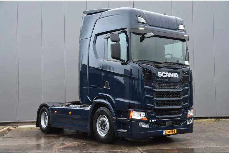 Scania S450 4x2NB - FULL AIR - 922 TKM - RETARDER - PARK. AIRCO - 2 x FUEL TANKS - TOP CONDITION - - Sattelzugmaschine: das Bild 2 Scania S450 4x2NB - FULL AIR - 922 TKM - RETARDER - PARK. AIRCO - 2 x FUEL TANKS - TOP CONDITION - - Sattelzugmaschine: das Bild 2
