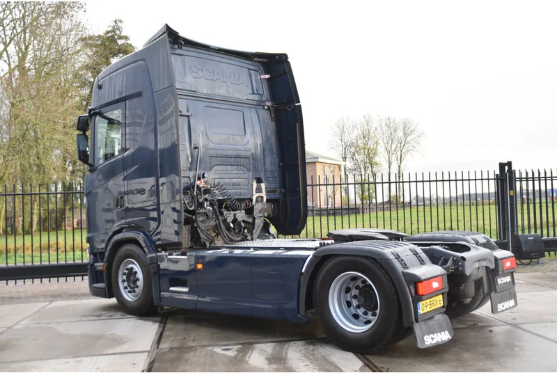Scania S450 NGS 4x2NB - FULL AIR - 651 TKM - RETARDER - PARK. AIRCO - NAVI - 2 x FUEL TANKS - LED - - Sattelzugmaschine: das Bild 3 Scania S450 NGS 4x2NB - FULL AIR - 651 TKM - RETARDER - PARK. AIRCO - NAVI - 2 x FUEL TANKS - LED - - Sattelzugmaschine: das Bild 3