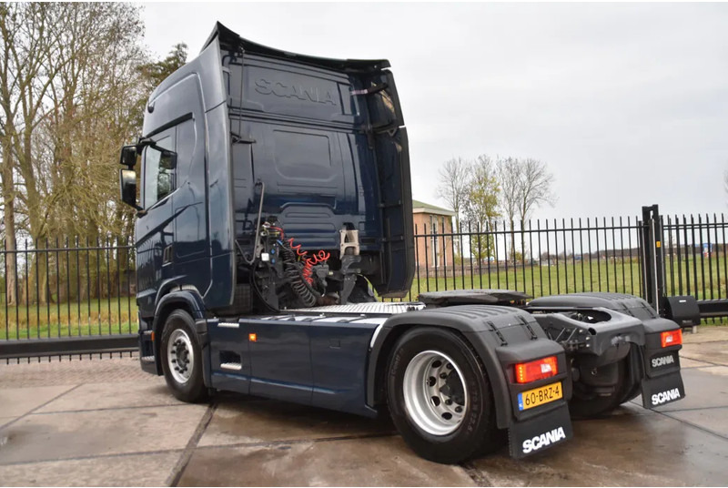 Scania S450 NGS 4x2NB - FULL AIR - 674 TKM - RETARDER - PARK. AIRCO - NAVI - 2 x FUEL TANKS - LED - - Sattelzugmaschine: das Bild 3 Scania S450 NGS 4x2NB - FULL AIR - 674 TKM - RETARDER - PARK. AIRCO - NAVI - 2 x FUEL TANKS - LED - - Sattelzugmaschine: das Bild 3