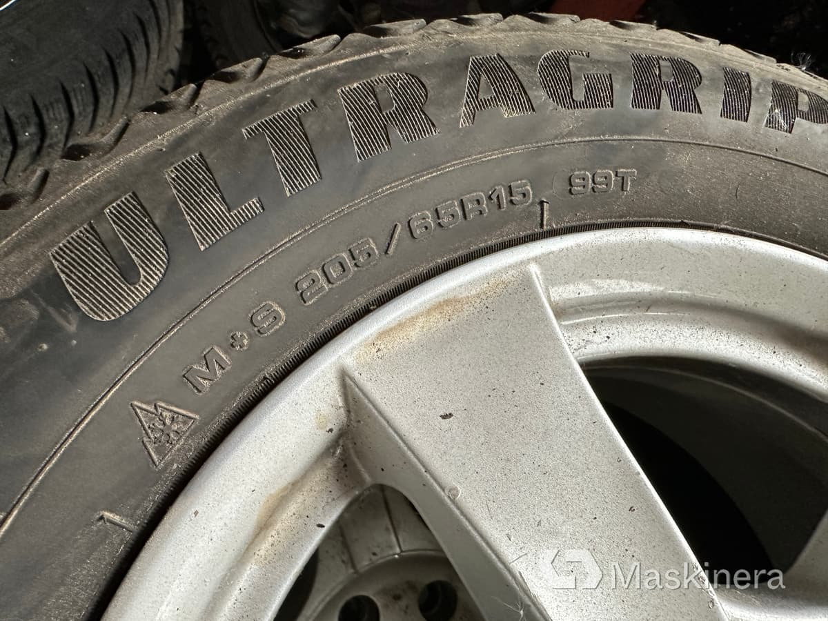 4 st dubbdäck på fälg Goodyear Ultragrip - Komplettrad für Transporter: das Bild 2 4 st dubbdäck på fälg Goodyear Ultragrip - Komplettrad für Transporter: das Bild 2