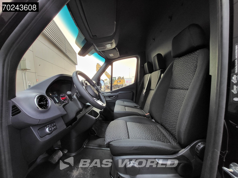 Kastenwagen Mercedes-Benz Sprinter 319 CDI Automaat New model! L2H2 ACC MBUX LED Navi Camera 190 PK L2H2 10m3 Airco: das Bild 13 Kastenwagen Mercedes-Benz Sprinter 319 CDI Automaat New model! L2H2 ACC MBUX LED Navi Camera 190 PK L2H2 10m3 Airco: das Bild 13