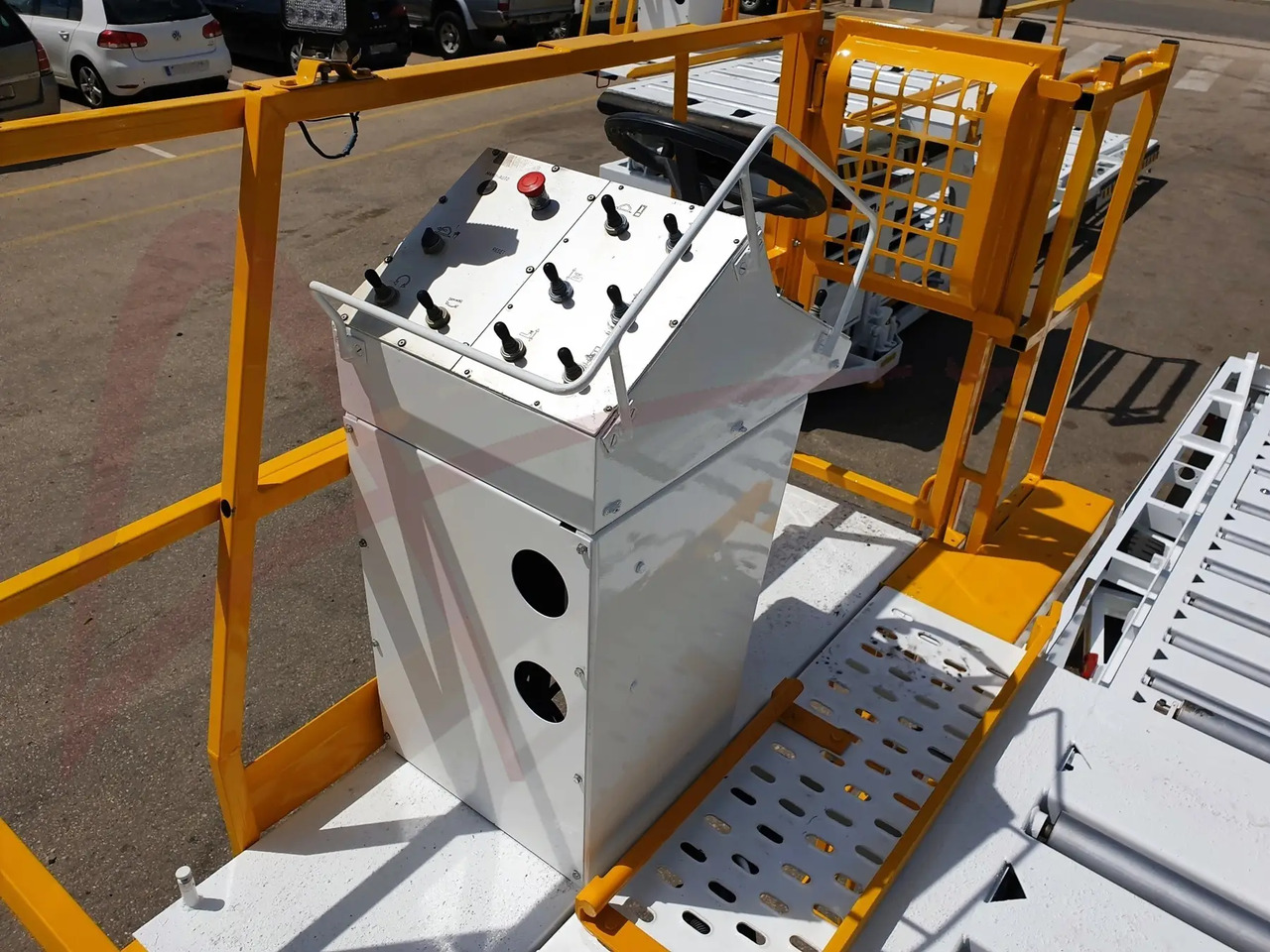 AIR MARREL LAM3500 - Flugzeuglader: das Bild 4 AIR MARREL LAM3500 - Flugzeuglader: das Bild 4