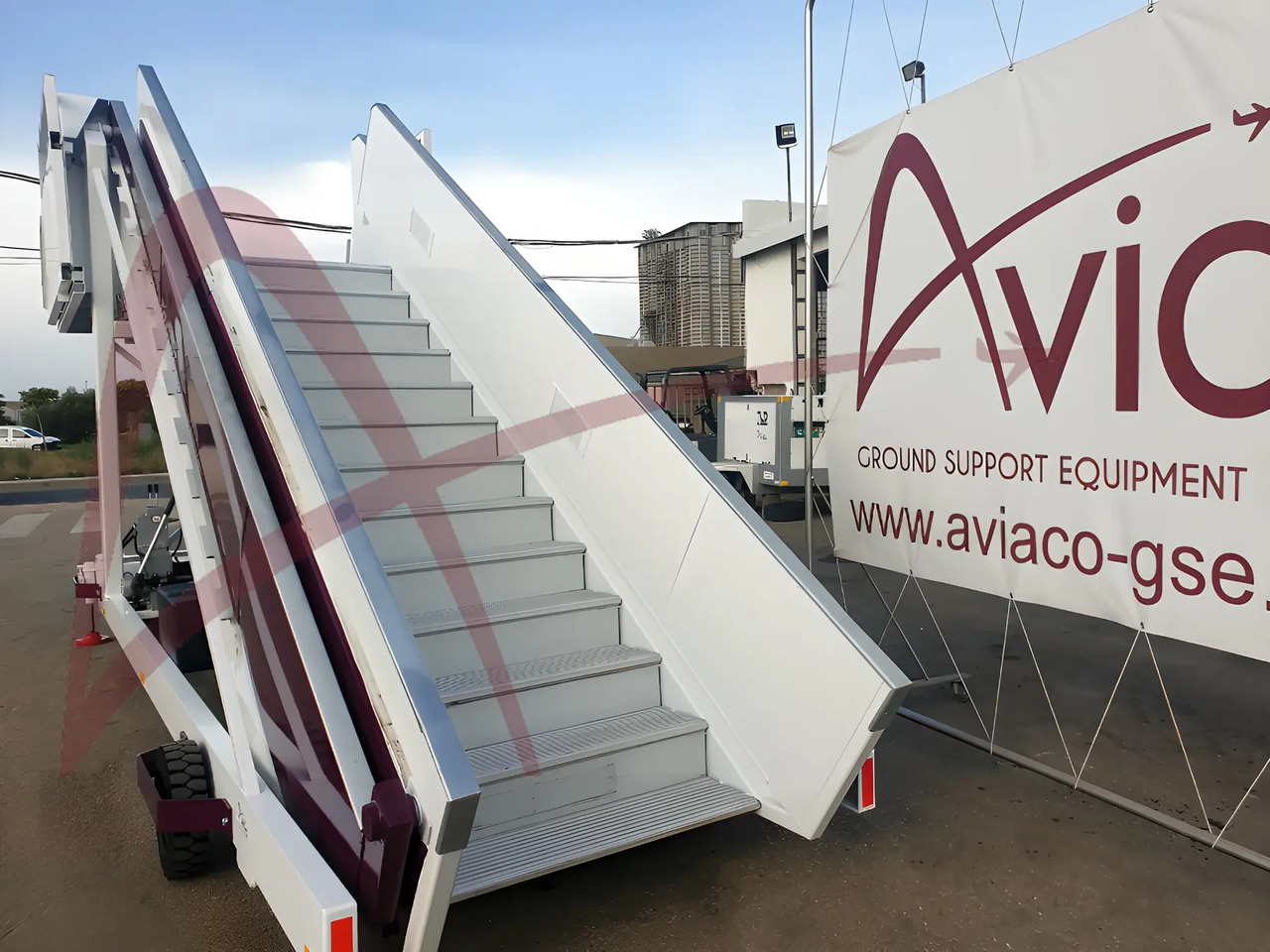 TLD ABT480 - Passagiertreppe: das Bild 3 TLD ABT480 - Passagiertreppe: das Bild 3