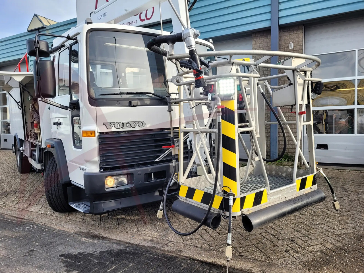 VESTERGAARD ELEPHANT MY - Flugzeugenteiser: das Bild 5 VESTERGAARD ELEPHANT MY - Flugzeugenteiser: das Bild 5