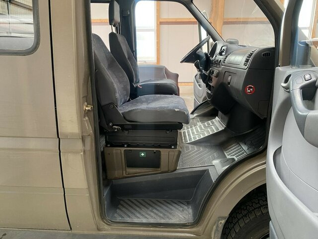MERCEDES-BENZ Sprinter 313 CDI Doka 4x4 Allrad 1.Hand... - Transporter mit Plane, Transporter mit Doppelkabine: das Bild 5 MERCEDES-BENZ Sprinter 313 CDI Doka 4x4 Allrad 1.Hand... - Transporter mit Plane, Transporter mit Doppelkabine: das Bild 5