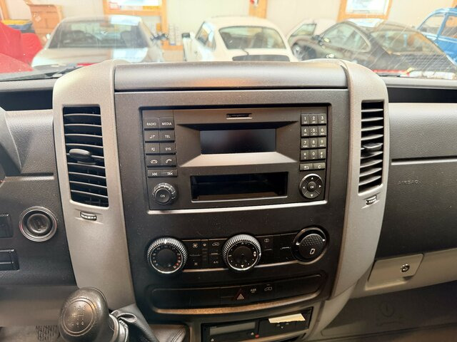 MERCEDES-BENZ Sprinter 316 CDI Pritsche 4x4 Allrad Plane... - Pritschenwagen: das Bild 5 MERCEDES-BENZ Sprinter 316 CDI Pritsche 4x4 Allrad Plane... - Pritschenwagen: das Bild 5