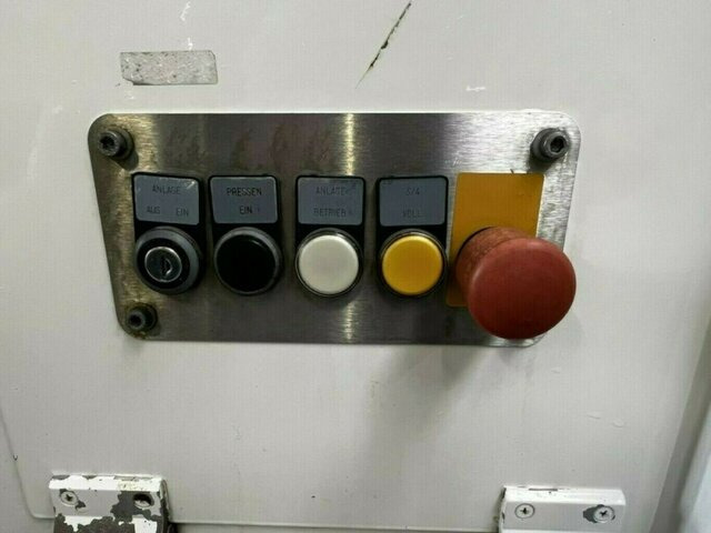 Müllwagen MERCEDES-BENZ Sprinter 516 CDI Müllwagen Papierkorbsammelfzg....: das Bild 8 Müllwagen MERCEDES-BENZ Sprinter 516 CDI Müllwagen Papierkorbsammelfzg....: das Bild 8