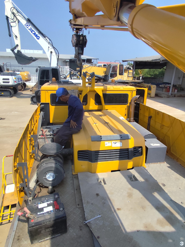 XCMG XCT30_Y 30ton truck crane diesel lift machine for sale - Baumaschine: das Bild 5 XCMG XCT30_Y 30ton truck crane diesel lift machine for sale - Baumaschine: das Bild 5