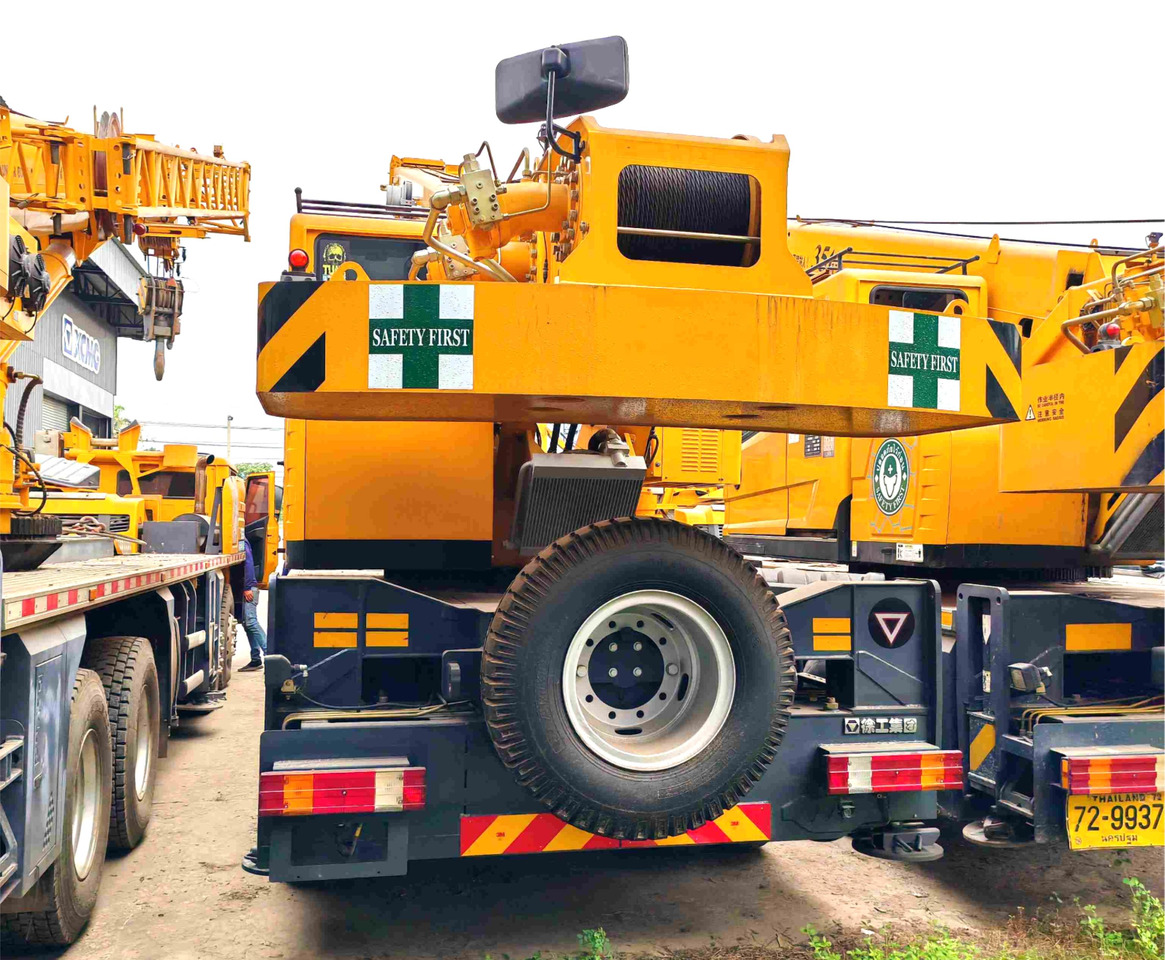 Mobilkran XCMG 2019 hydraulic telescopic arm 60ton truck crane XCT60_Y price: das Bild 7 Mobilkran XCMG 2019 hydraulic telescopic arm 60ton truck crane XCT60_Y price: das Bild 7