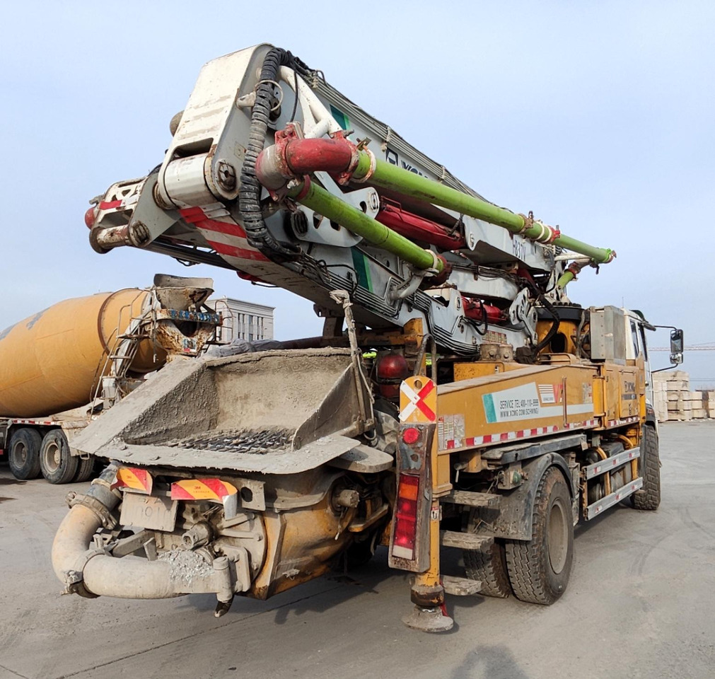 XCMG Official Concrete Machine HB37V Mini Concrete Pump 37m Used Diesel Concrete Mixer Pump Truck Price - Betonpumpe: das Bild 5 XCMG Official Concrete Machine HB37V Mini Concrete Pump 37m Used Diesel Concrete Mixer Pump Truck Price - Betonpumpe: das Bild 5