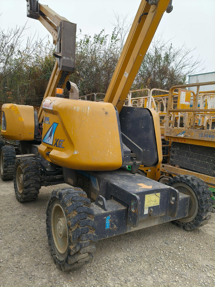 XCMG Official XGA16 16m Second Hand Articulated Boom Lift Platform With High Quality - Gelenkarmbühne: das Bild 5 XCMG Official XGA16 16m Second Hand Articulated Boom Lift Platform With High Quality - Gelenkarmbühne: das Bild 5