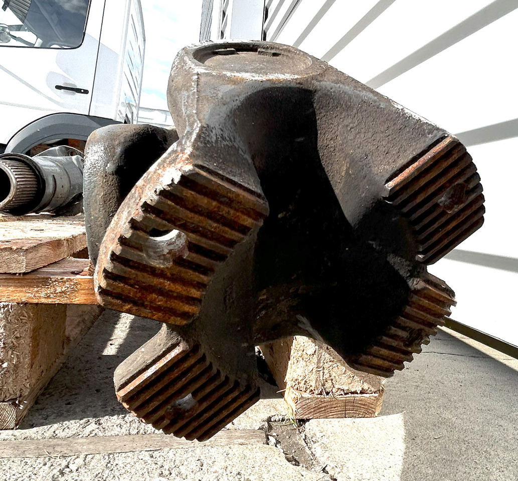 DAF CF EURO 6 440 DRIVE SHAFT LENGTH 1640 MM - Kardanwelle: das Bild 4 DAF CF EURO 6 440 DRIVE SHAFT LENGTH 1640 MM - Kardanwelle: das Bild 4