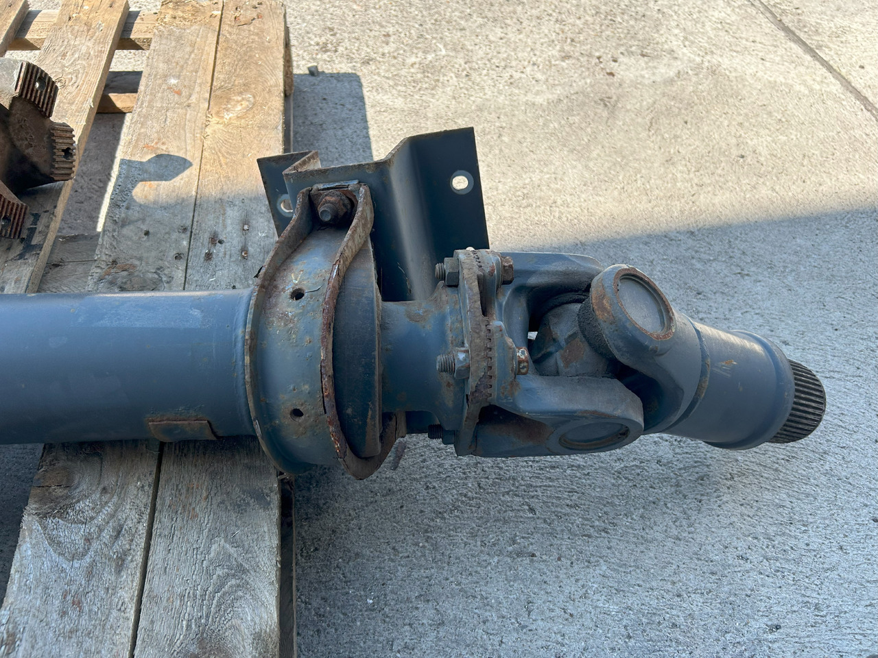 DAF XF 106 480 DRIVE SHAFT - Kardanwelle: das Bild 4 DAF XF 106 480 DRIVE SHAFT - Kardanwelle: das Bild 4