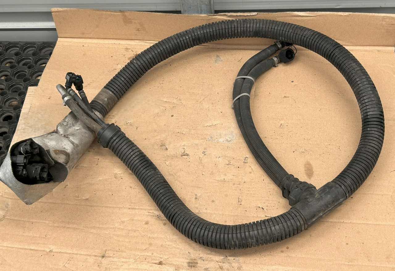 DAF XF 106 ADBLUE WIRING HARNESS - Abgasanlage: das Bild 1 DAF XF 106 ADBLUE WIRING HARNESS - Abgasanlage: das Bild 1