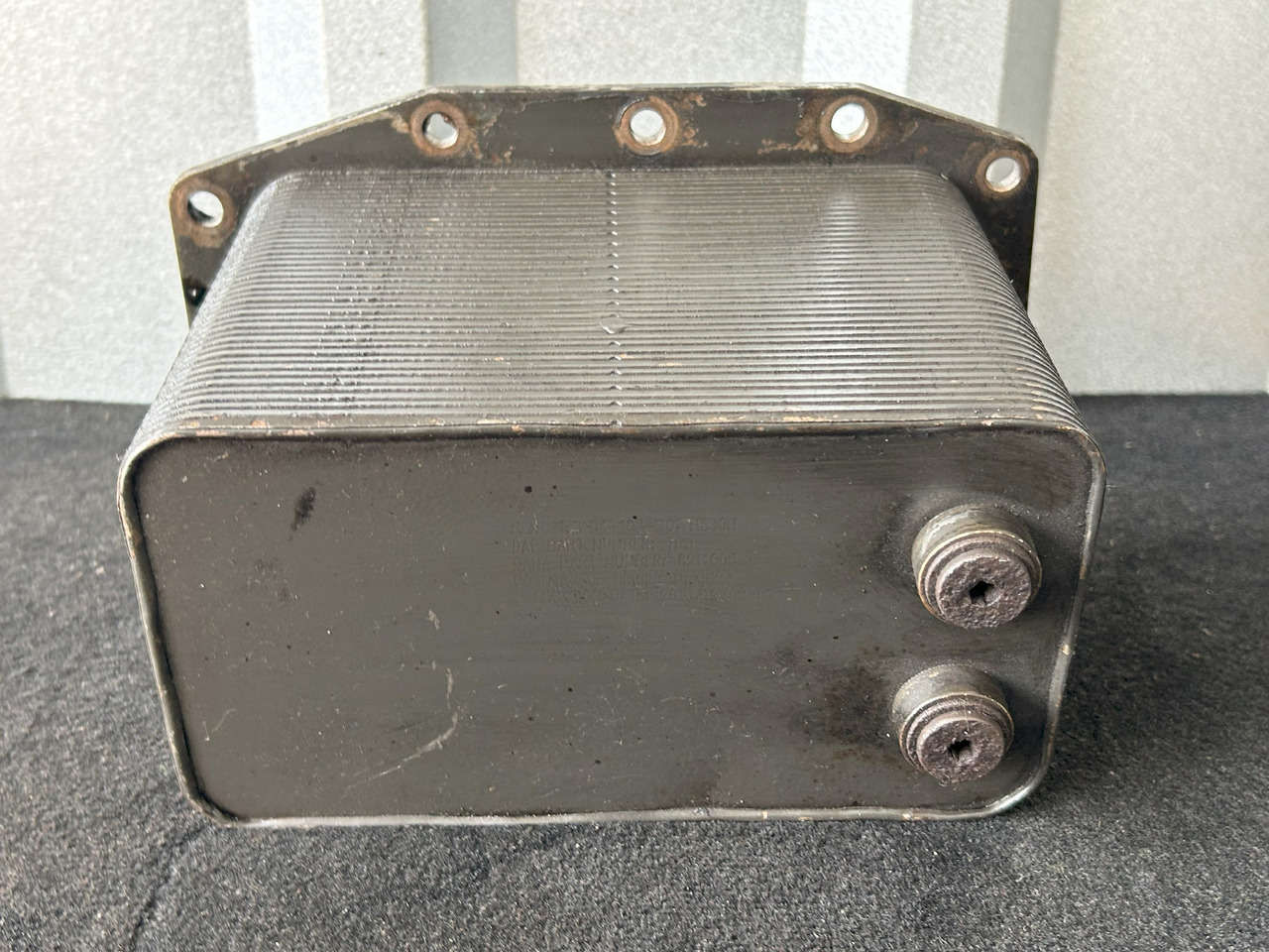 DAF XF 106 MX-11 44 OIL COOLER - Ölkühler: das Bild 4 DAF XF 106 MX-11 44 OIL COOLER - Ölkühler: das Bild 4