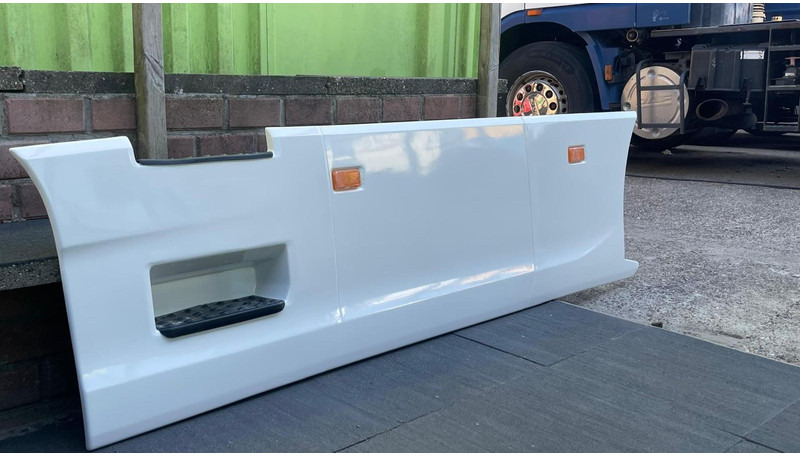 Scania Side Skirt Scania zijskirts - Aeropack/ Spoiler für LKW: das Bild 2 Scania Side Skirt Scania zijskirts - Aeropack/ Spoiler für LKW: das Bild 2