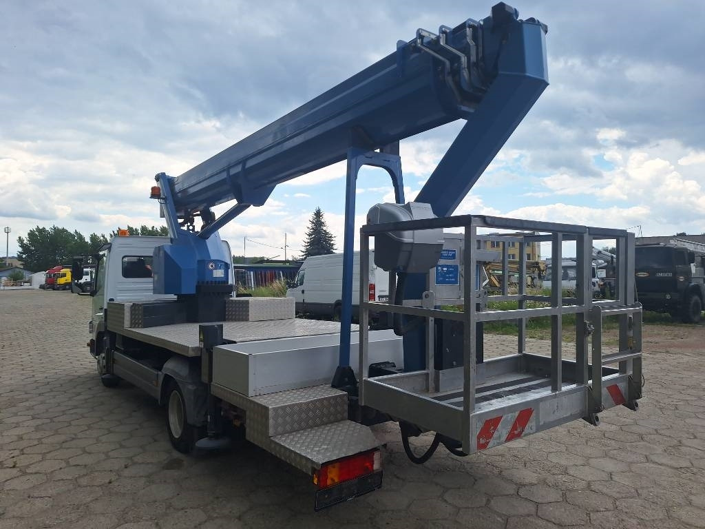 Mercedes-Benz Wumag WT 300 - Teleskopbühne: das Bild 4 Mercedes-Benz Wumag WT 300 - Teleskopbühne: das Bild 4