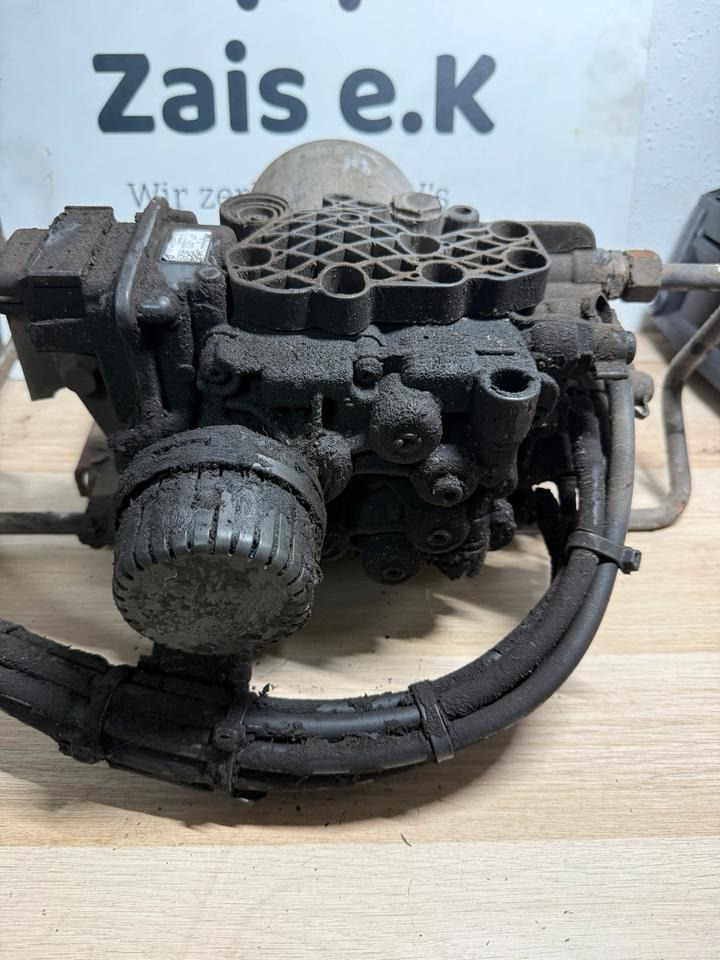 Mercedes KNORR-BREMSE Lufttrockner A0014460264 K078211 - Andere Technik: das Bild 3 Mercedes KNORR-BREMSE Lufttrockner A0014460264 K078211 - Andere Technik: das Bild 3