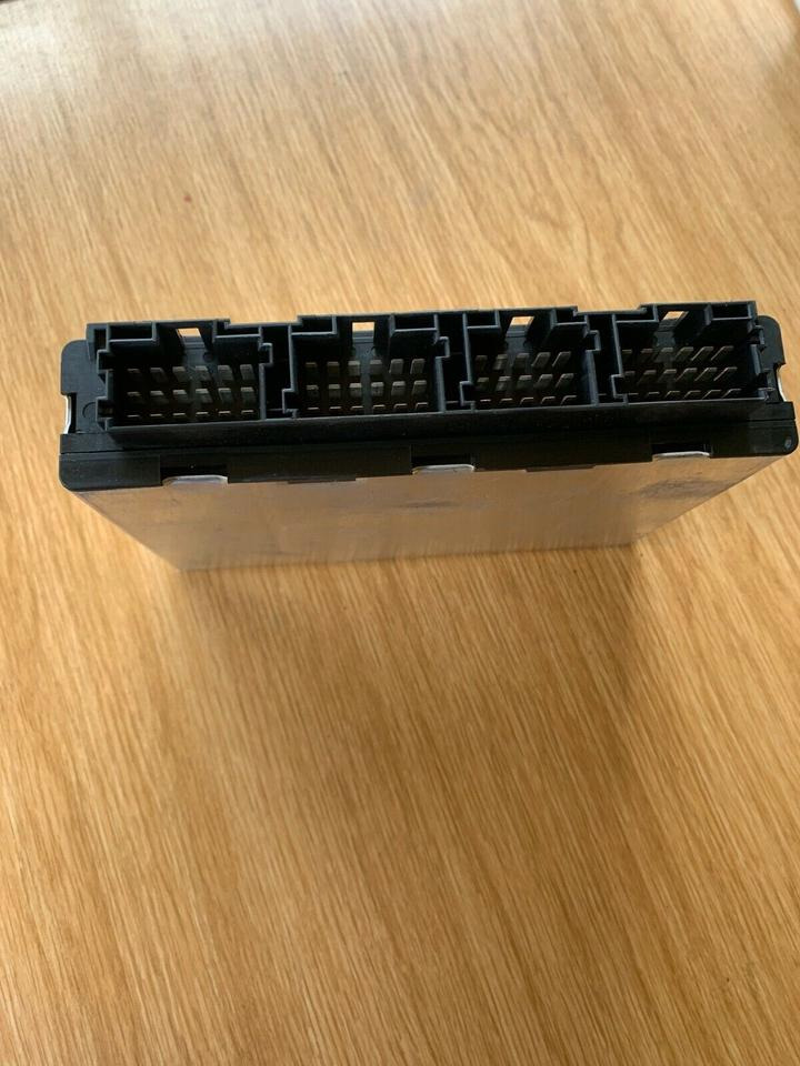 ELEKTRONIK FFR SIEMENS VDO Steuergerät MAN Nr. 81258057087 - Steuergerät für LKW: das Bild 3 ELEKTRONIK FFR SIEMENS VDO Steuergerät MAN Nr. 81258057087 - Steuergerät für LKW: das Bild 3