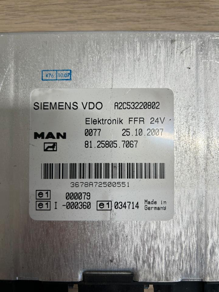 MAN SIEMENS VDO Elektronik FFR Steuergerät 81.25805.7067 - Steuergerät für LKW: das Bild 3 MAN SIEMENS VDO Elektronik FFR Steuergerät 81.25805.7067 - Steuergerät für LKW: das Bild 3