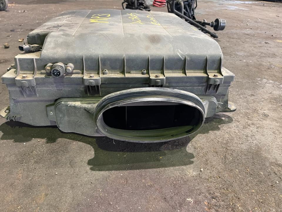 MERCEDES ACTROS MP3 Luftfilter Luftfilterkasten - Luftfilter für LKW: das Bild 2 MERCEDES ACTROS MP3 Luftfilter Luftfilterkasten - Luftfilter für LKW: das Bild 2