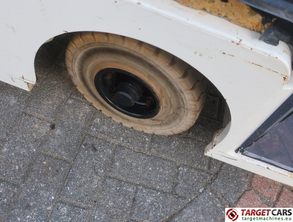 Golfmobil Bradshaw AV6AV ELECTRIC UTV RECREATIONAL 6-PERSONS VEHICLE: das Bild 22 Golfmobil Bradshaw AV6AV ELECTRIC UTV RECREATIONAL 6-PERSONS VEHICLE: das Bild 22