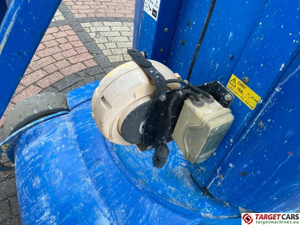 Manitou 100VJR Electric Vertical Mast Work Lift 990cm - Leasing Manitou 100VJR Electric Vertical Mast Work Lift 990cm: das Bild 25 Manitou 100VJR Electric Vertical Mast Work Lift 990cm - Leasing Manitou 100VJR Electric Vertical Mast Work Lift 990cm: das Bild 25